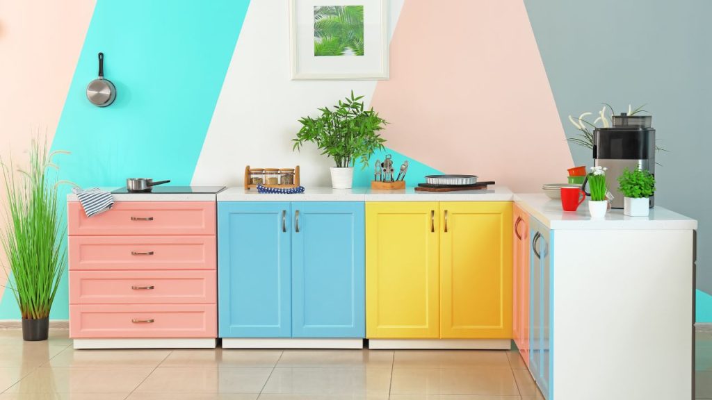 uh-Dont-be-afraid-to-mix-and-match-different-colors-1024x576.jpg