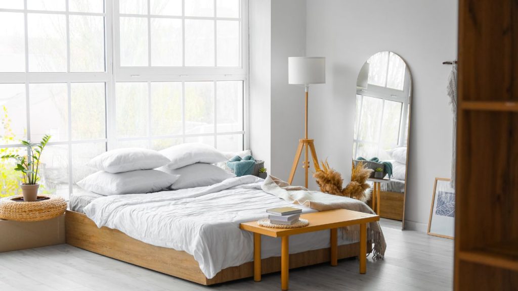 uh-Strategic-Use-of-Colour-and-Light-1024x576.jpg